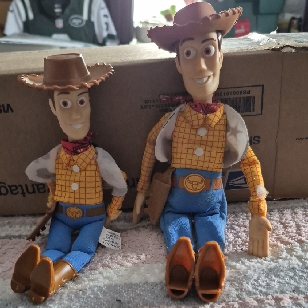 Woody Figure Set - Brown and Blue